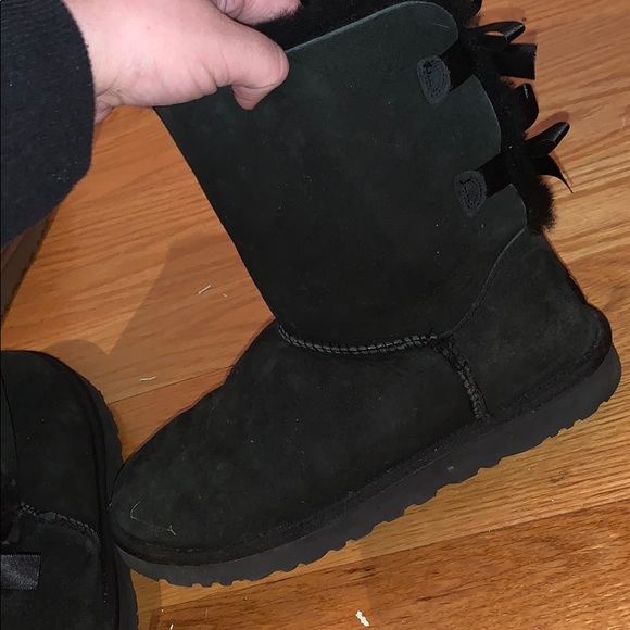 Uggs - Picture 4 of 4